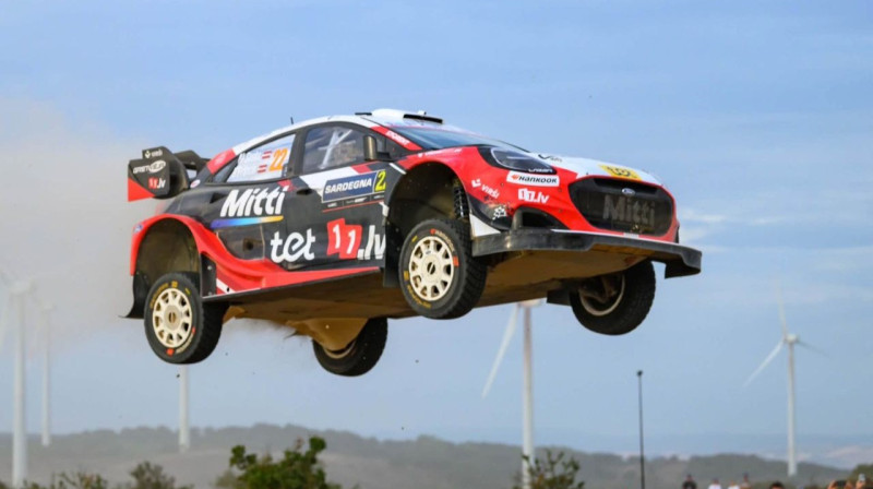 Mārtiņa Seska ekipāža. Foto: Martins Sesks Rally