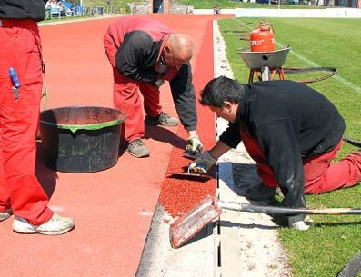 Liepājas stadionā atjauno skrejceļu