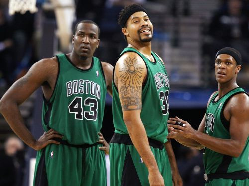 No "Celtics" sastāva izkrīt arī Rondo