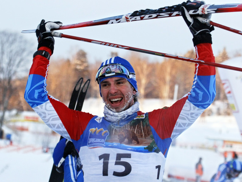 Negaidīti 30km duatlonā uzvar Žmurko