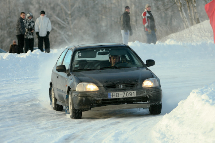 Ziemas autosprinta čempionātā aizvadīts trešais posms