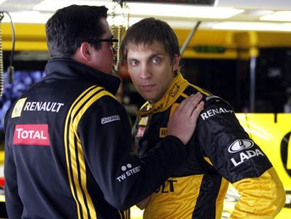 ''Renault'' komandas vadītājs: "Petrovam jāsāk cīnīties par punktiem"
