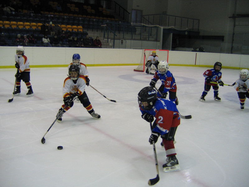 Sestdien sākas Latvijas bērnu un jaunatnes meistarsacīkstes hokejā