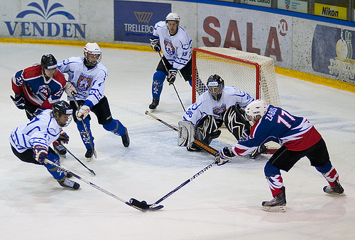 Latvijas hokeja virslīga uzņem apgriezienus