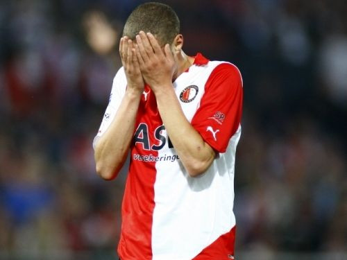 ''Twente'' viesos pieveic grimstošo ''Feyenoord''; ''Ajax'' pārliecinoša uzvara