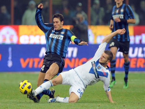 ''Inter'' neizteiksmīgā spēlē nospēlē neizšķirti ar ''Brescia''