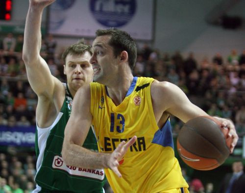 ''Žalgiris'' savā laukumā piekāpjas ''Maccabi Electra''