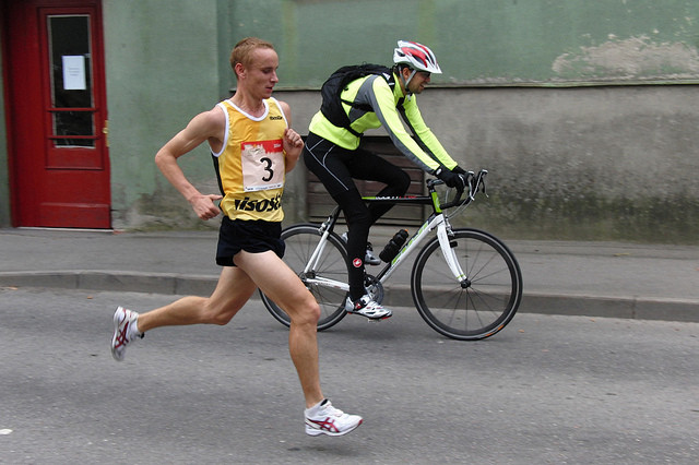 Valērijs Žolnerovičs otrais Tallinas pusmaratonā