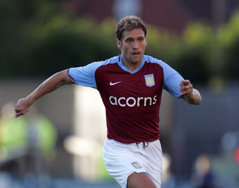 "Aston Villa" kapteinim Petrovam diagnozēta akūta leikēmija