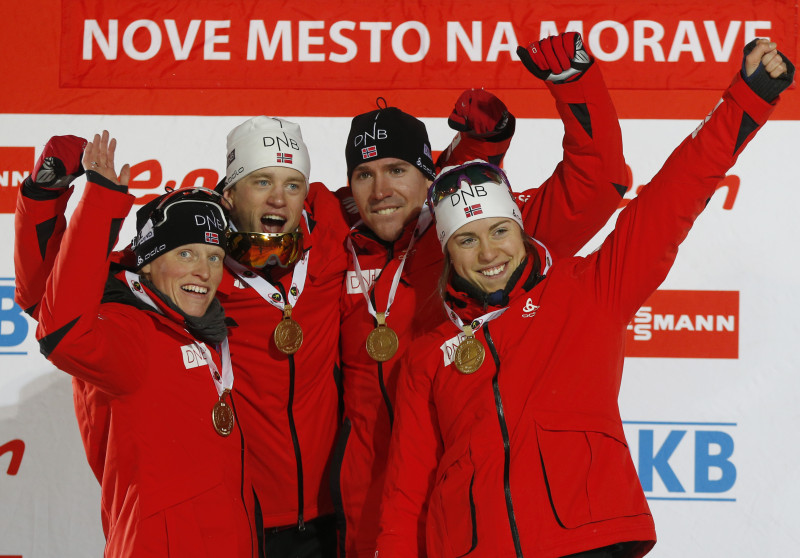 Jauktajā stafetē trešo gadu pēc kārtas uzvar Norvēģija, Latvijai 24. vieta