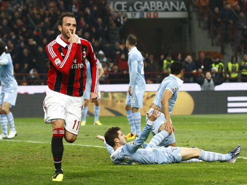 "Milan" saplosa mazākumā esošo "Lazio"