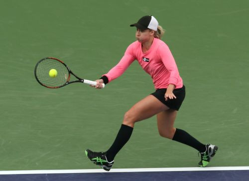 Mateka-Sendsa uzvar sezonas ilgākajā WTA mačā
