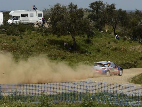 Kubica izstājas no otrās pozīcijas (+video)