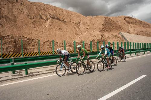 "Rietumu - Delfin" cīnās smagajā  "Tour of Qinghai Lake" kalnu etapā