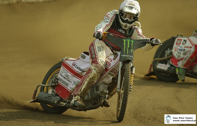 Kjasts Podžuks debitēs Zviedrijas Elitserien