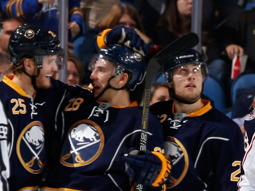 "Sabres" sāks Detroitā, Girgensons - trešajā maiņā