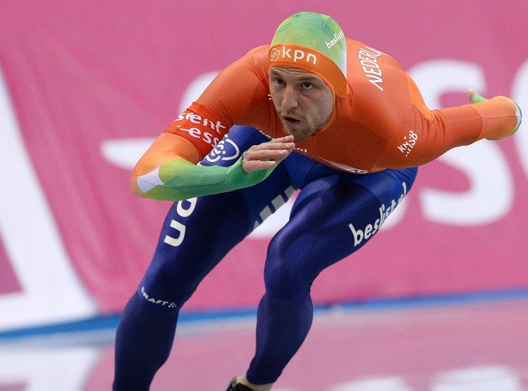 Pasaules čempionāta sprinta distancēs ātrslidošanā labākie Malders un Ju