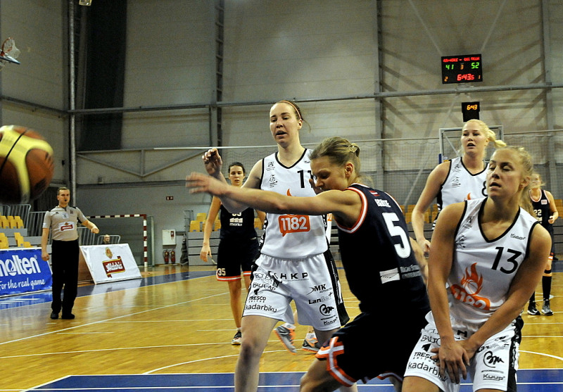 Poka izdemolē RSU aizsardzību, "1182 Tallinn" lauž "play-off" lāstu