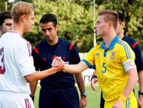 Latvijas U17 izlase Attīstības kausu sāk ar uzvaru pār Ukrainu
