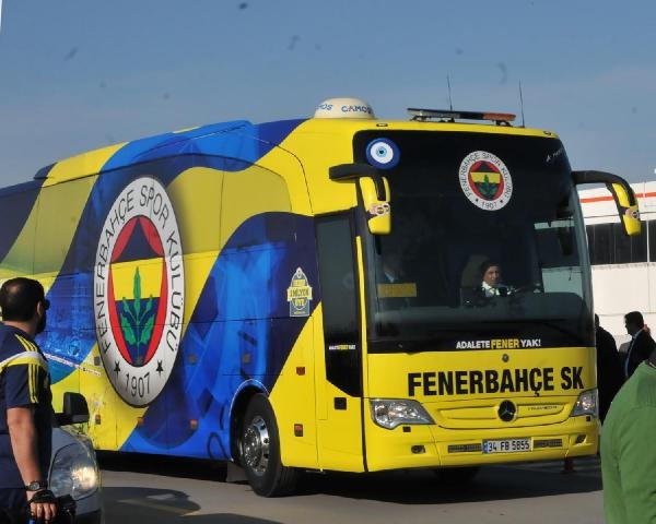 Otro reizi aprīlī veikts uzbrukums "Fenerbahce" futbolistu autobusam