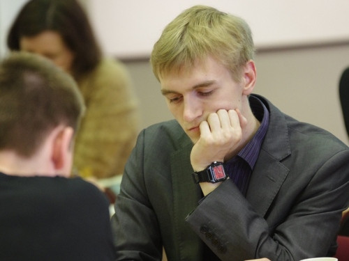 Par Latvijas čempioniem šahā kļūst Neikšāns un Rogule