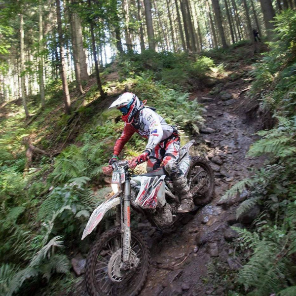 Latviešiem panākumi Eiropas Nāciju kausā Enduro