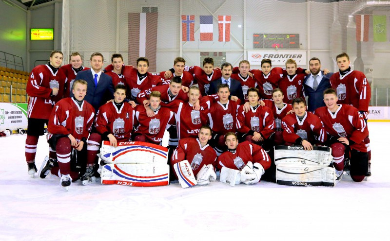 Latvijas U-17 izlase ar 3:2 pēcspēles metienos uzveic Krievijas U-16 izlasi