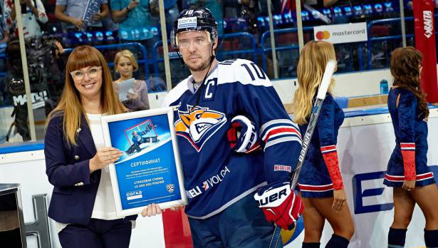 KHL septembra labākie - Proskurjakovs, Robinsons, Mozjakins