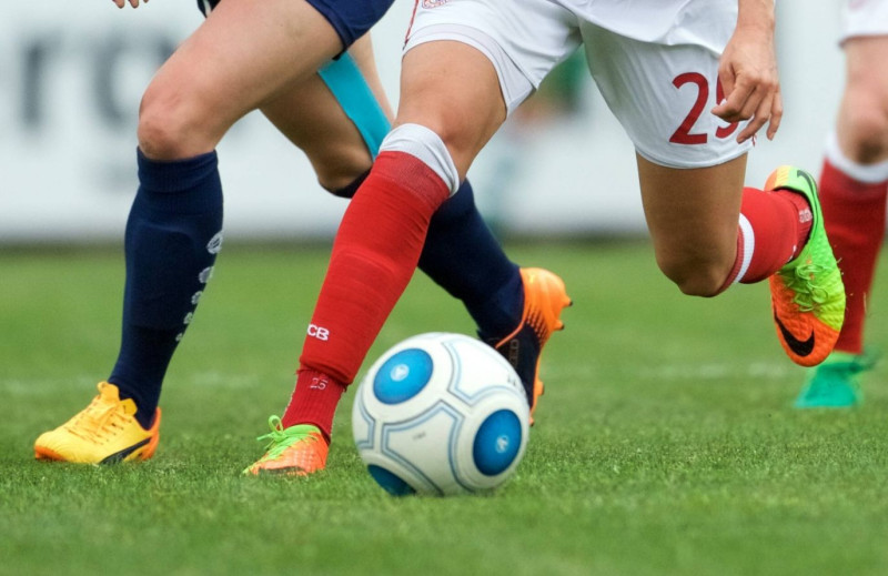 UEFA pētījums atklāj futbola pozitīvo ietekmi uz meiteņu pašapziņu