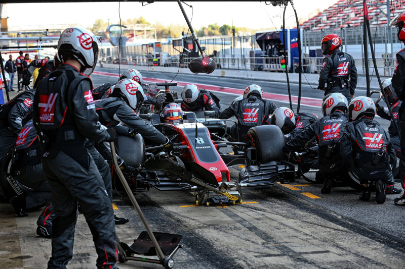 2018. gadā atkal būs divu pitstopu F1 sacīkstes