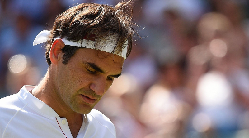 Federers neizmanto mačbumbu un piecu setu cīņā zaudē Andersonam