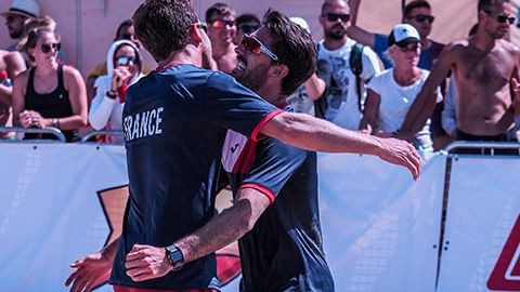 Itālijas un Francijas sportisti Jūrmalā triumfē Eiropas čempionātā pludmales tenisā