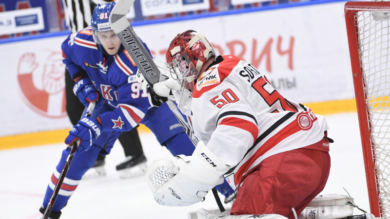 "Hat-trick" līderei iemetušais Karpovs kļuvis par nedēļas labāko KHL