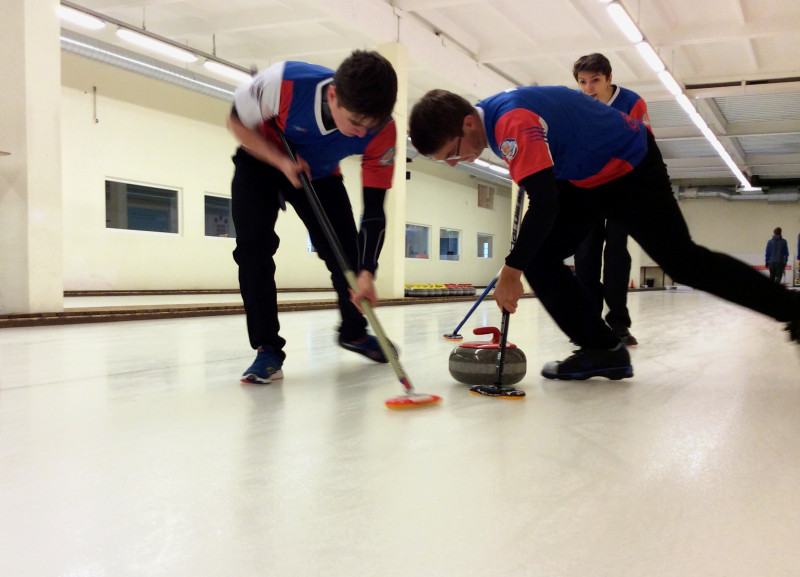 Starptautiskajā “Riga Junior Open” kērlinga turnīrā palielināts dalībnieku skaits