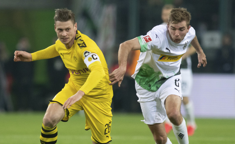 Dortmundei grūta uzvara derbijā, "Leipzig" atkrīt uz trešo vietu