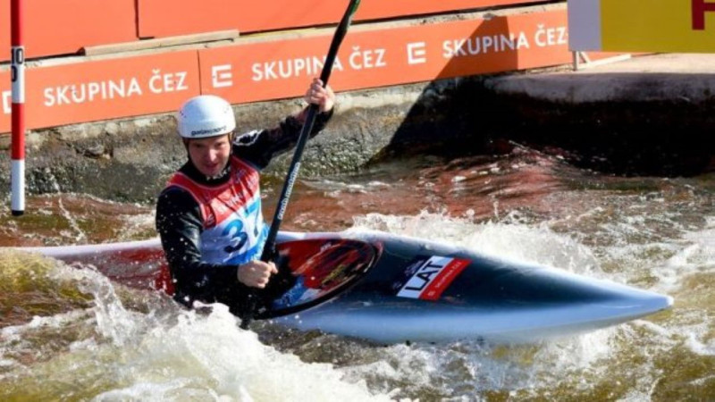 Celmiņam tikai sekunde pietrūkst līdz pusfinālam EČ airēšanas slalomā