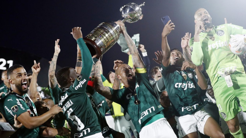 "Palmeiras" papildlaikā nodrošina otro "Copa Libertadores" titulu divu gadu laikā