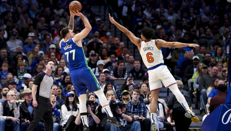 Bertānam pieci punkti,  Dončičam 60+21+10 un rekordu birums uzvarā pār "Knicks"