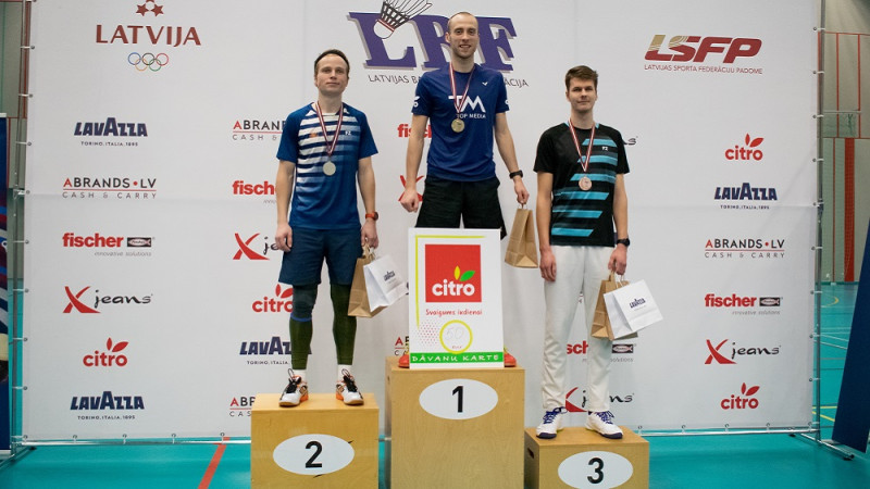 Podosinovikam devītais un Popei trešais Latvijas čempionāta zelts badmintonā