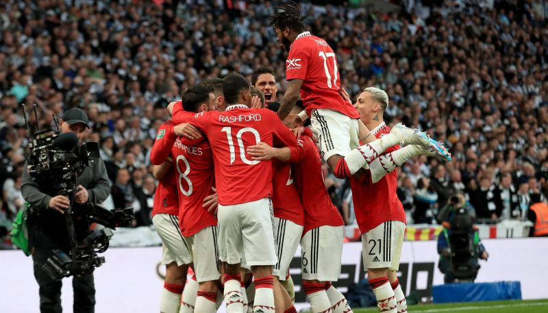"Manchester United" izcīna Līgas kausu un pirmo trofeju kopš 2017. gada