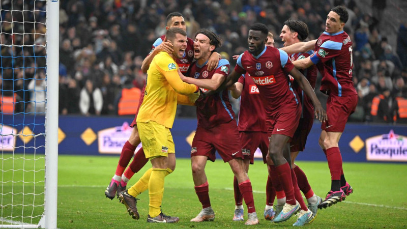 "Ligue 2" klubs "Annecy" Francijas kausa 1/4 finālā sagādā fiasko Marseļai