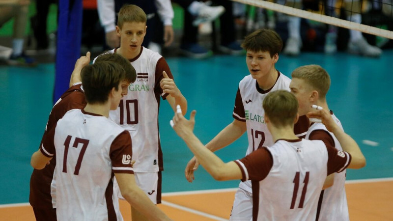 Latvijas U17 volejbolisti ar zaudējumu sāk EČ kvalifikācijas otro kārtu