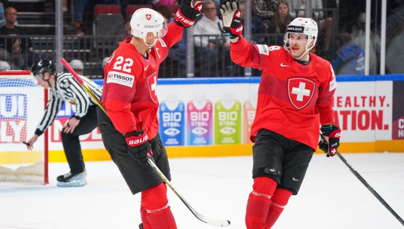 PČ hokejā slovēņi un norvēģi cīnīsies par pirmo uzvaru, Šveice - trešo pēc kārtas