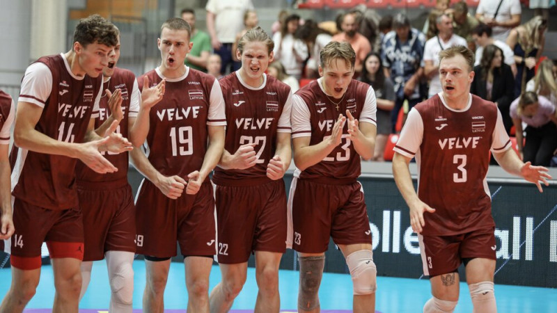Latvijas volejbolisti arī mājās sakauj Austriju un spēlēs Sudraba līgas finālā