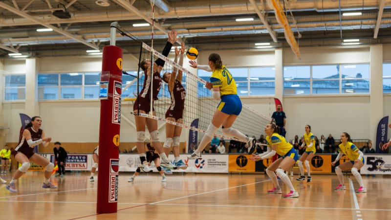 Latvijas volejbolistēm pirmā uzvara Eiropas U20 meistarsacīkšu kvalifikācijā