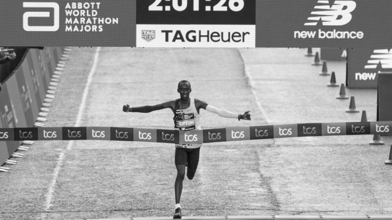 Autoavārijā bojā gājis pasaules rekordists maratonā Kiptums