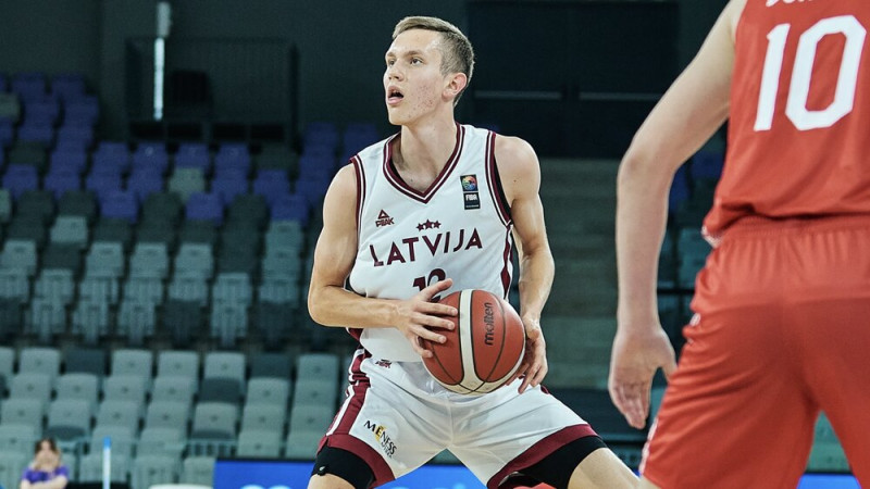 Pirmās uzvaras meklējumos Latvijas U20 izlase spēkosies pret Slovākiju