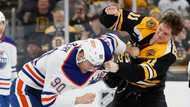 "Bruins" jaudīgo Frederiku aizmaina uz finālā spēlējušo Edmontonu