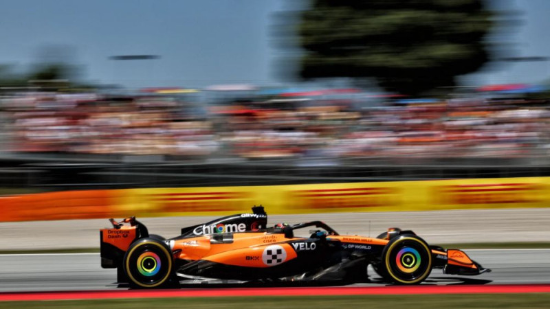 "McLaren" braucēji līderi Spānijas GP pēdējā treniņā