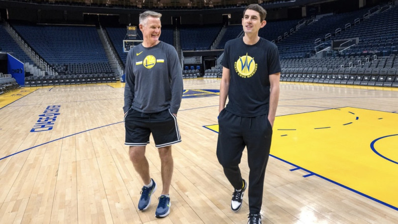 ''Warriors'' treneru korpusā galvenajam trenerim Keram pievienojas viņa dēls